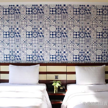 Talmud Hotel Gongyuan Taichung Exterior foto